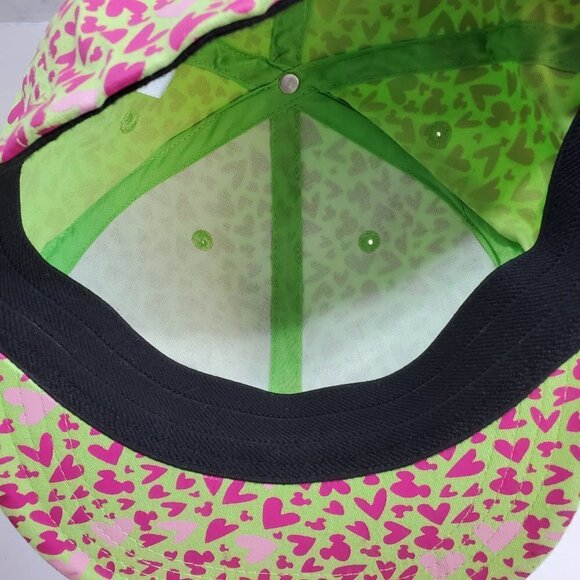 DISNEY Parks‎ Baseball Cap Green Pink Hearts Mickey Mouse Adult Size Stretch Fit - Picture 4 of 8